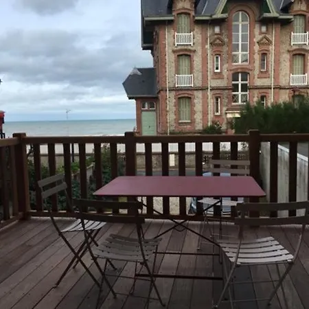 La Petite Jacqueline, Maison Classee 3 Etoiles, Hyper Centre Face Holiday home