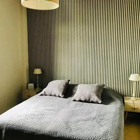 La Petite Jacqueline, Maison Classee 3 Etoiles, Hyper Centre Face Holiday home *